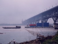 長江大橋-02<br/> 攝影：台灣中國旅行社