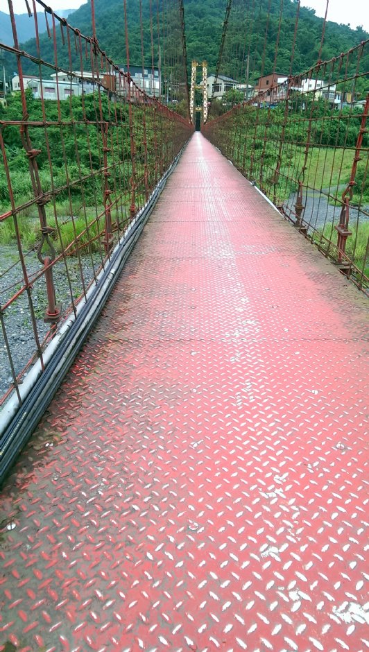 寒溪吊橋 攝影：Eva隨手拍