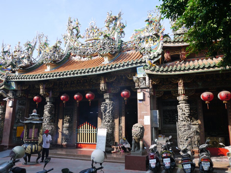 鳳山城隍廟 攝影：三井