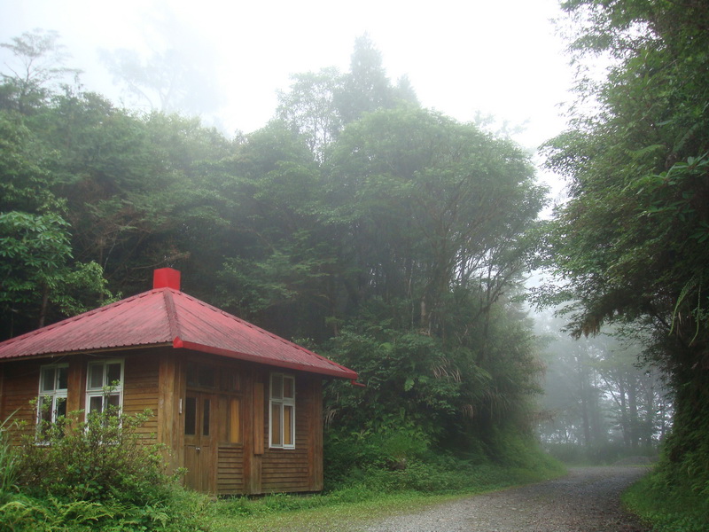 山嵐縹渺 攝影：余燕鳳
