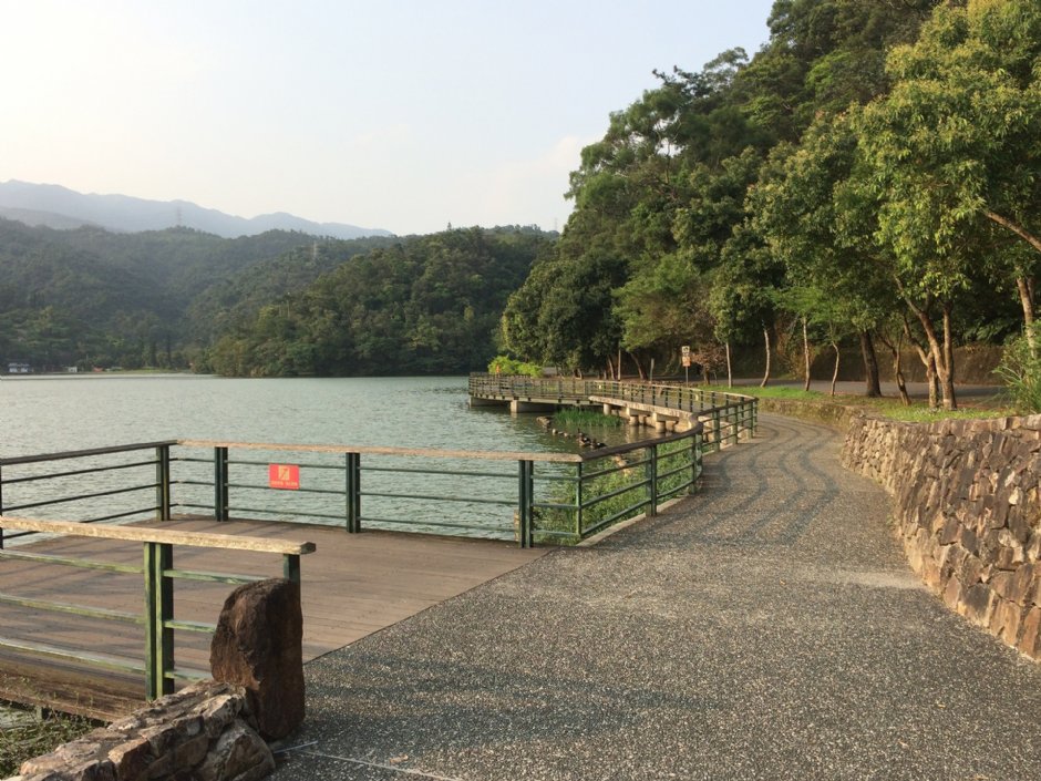 環湖步道 攝影：Eva隨手拍