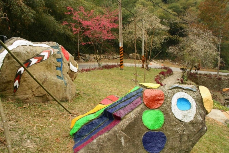 來吉公園石豬雕像景觀 攝影：老山羊部落格