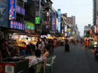種類多樣的商家<br/> 攝影：老山羊部落格
