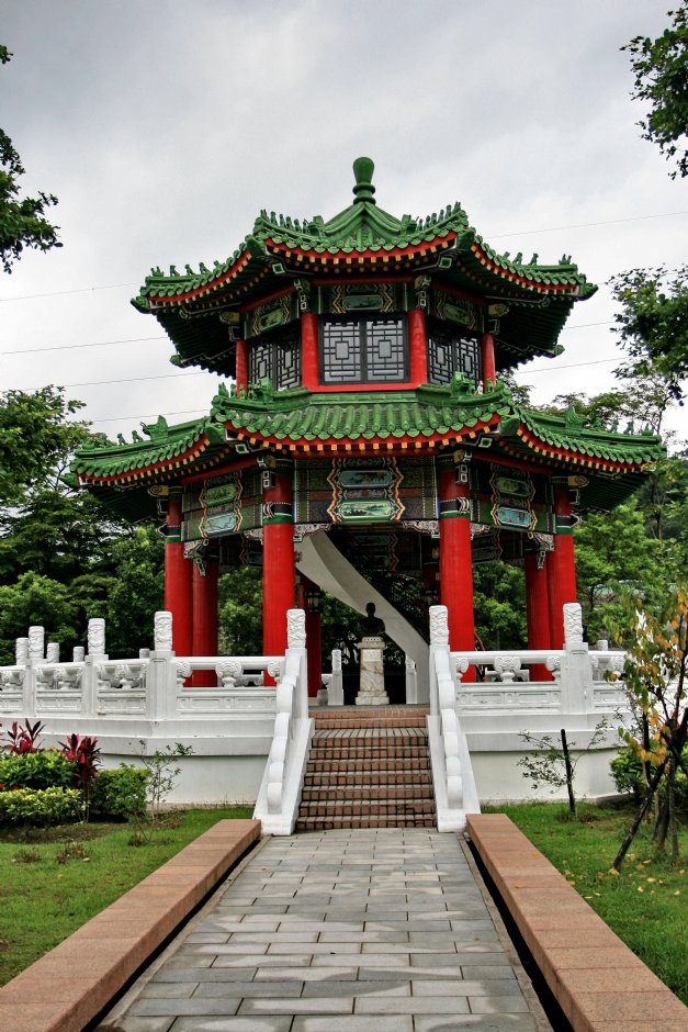 祠內涼亭 攝影：陳銘祥