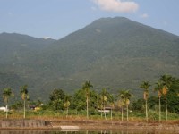 蒼茫山色景觀<br/> 攝影：老山羊部落格