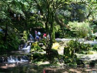 公園內溪流都是溫泉<br/> 攝影：老山羊部落格