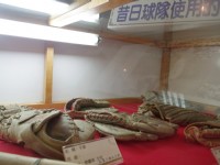 昔日球隊所使用之球具<br/> 攝影：Eva隨手拍