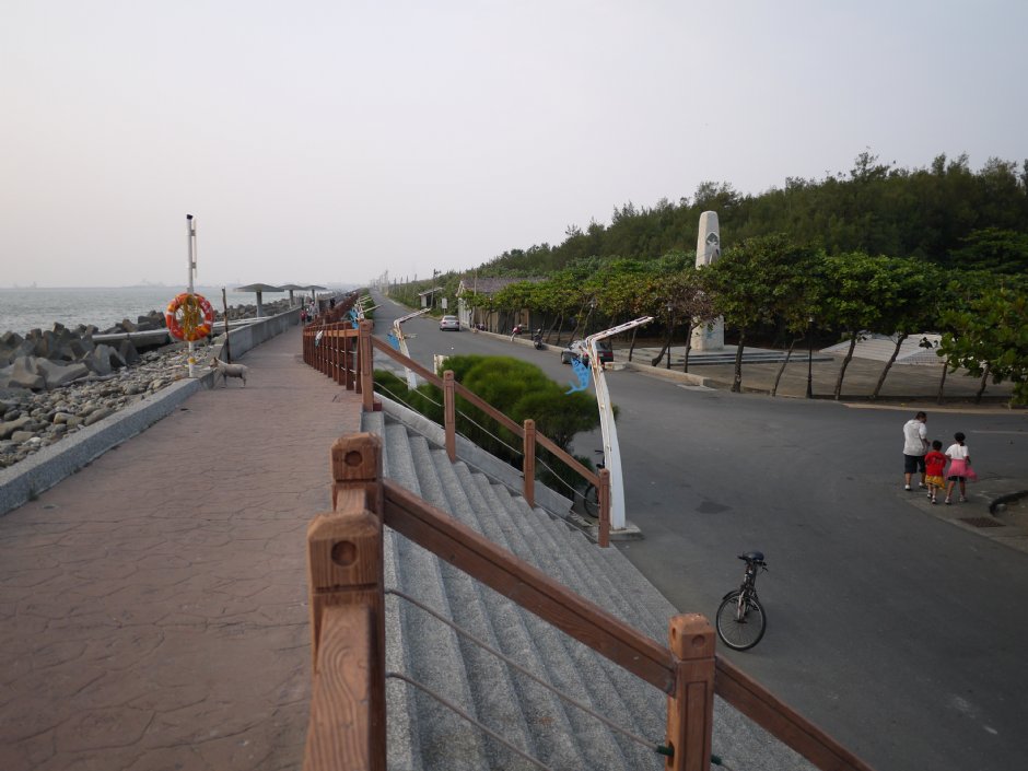 彌陀濱海公園 攝影：三井