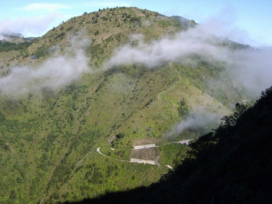 觀麟芷山與登山口 攝影：老山羊部落格