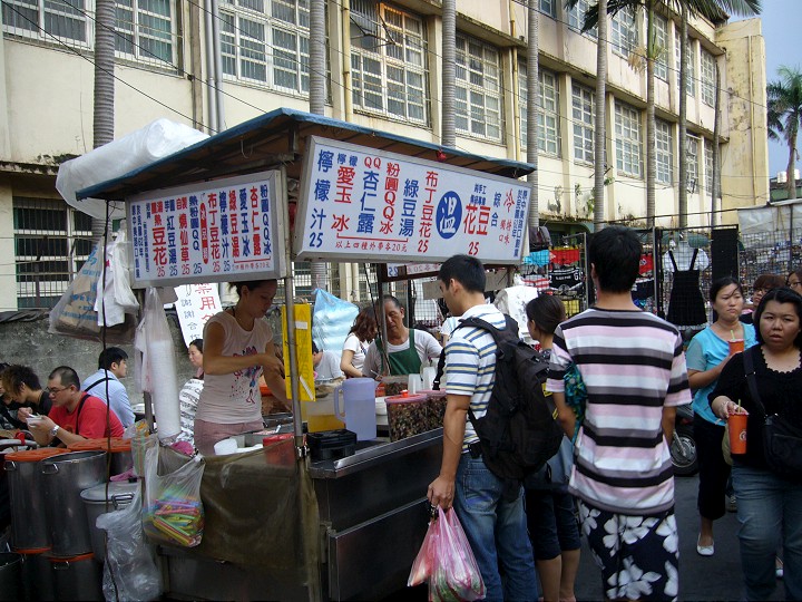中壢觀光夜市 攝影：劉曉雯
