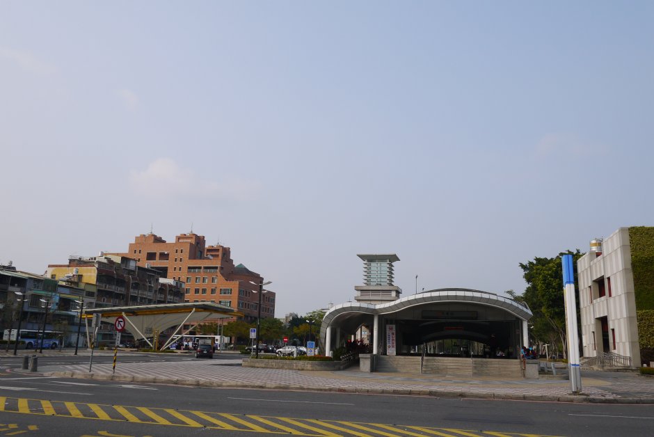 捷運大東站 攝影：旅遊王攝影組