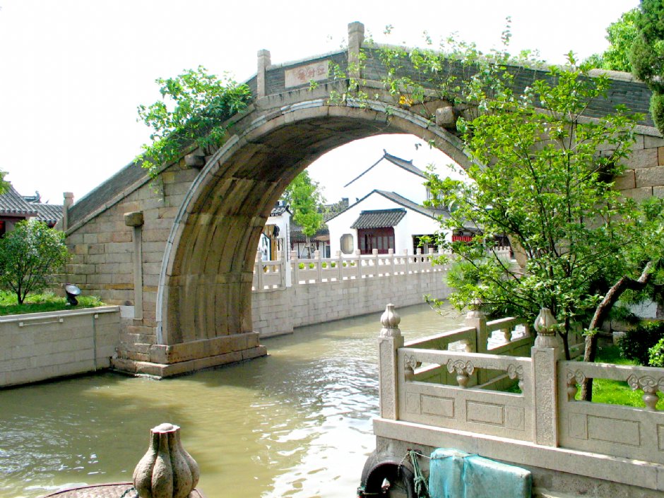 寒山寺門口之江村橋 攝影：馮順