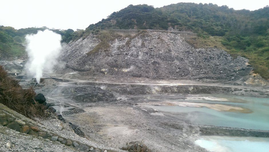 龍鳳谷與硫磺谷遊憩區 攝影：Eva隨手拍