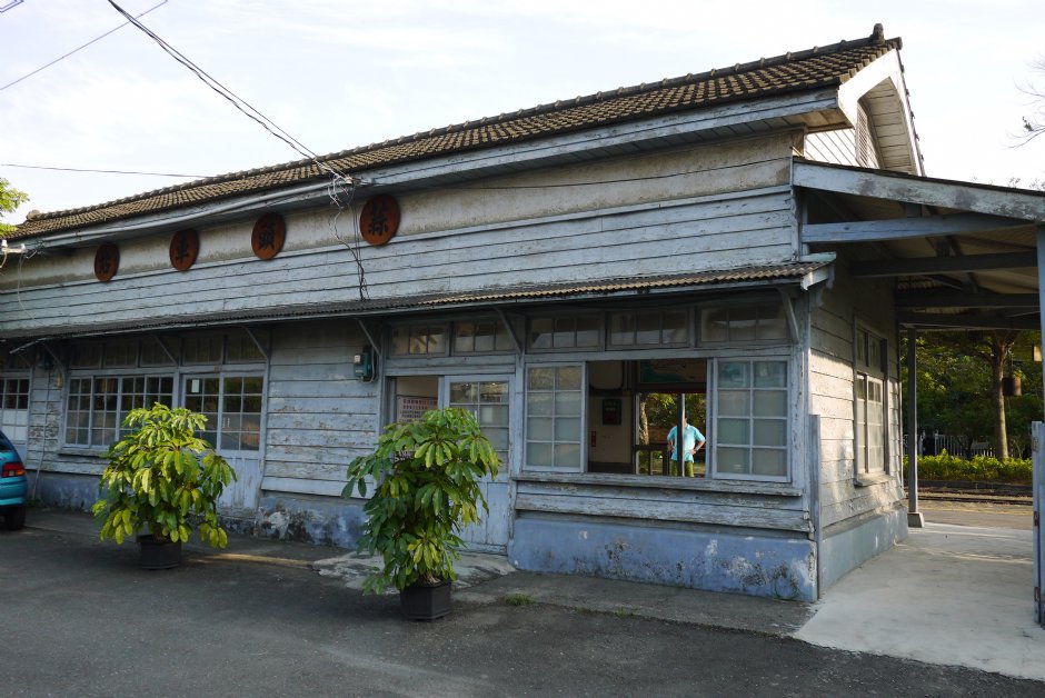 蒜頭車站 攝影：旅遊王攝影組