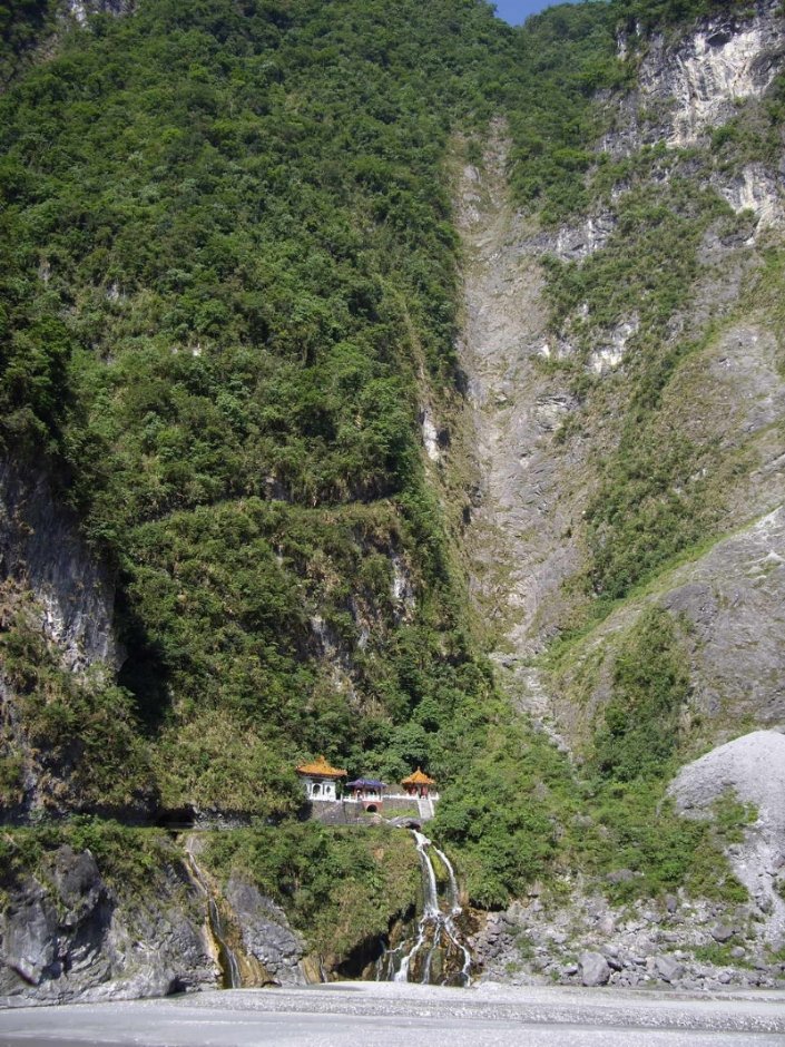 遠拍長春祠 攝影：老山羊資訊網