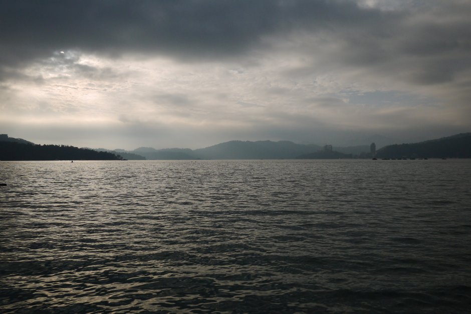 水蛙頭處近夕陽雲彩變化 攝影：旅遊王攝影組
