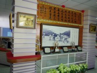 入口處獎座及獎盃<br/> 攝影：Eva隨手拍