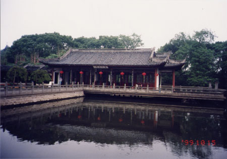 蠡園-03 攝影：台灣中國旅行社