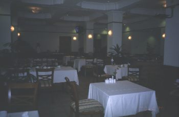 東方酒店2F餐廳 攝影：沈兆樑