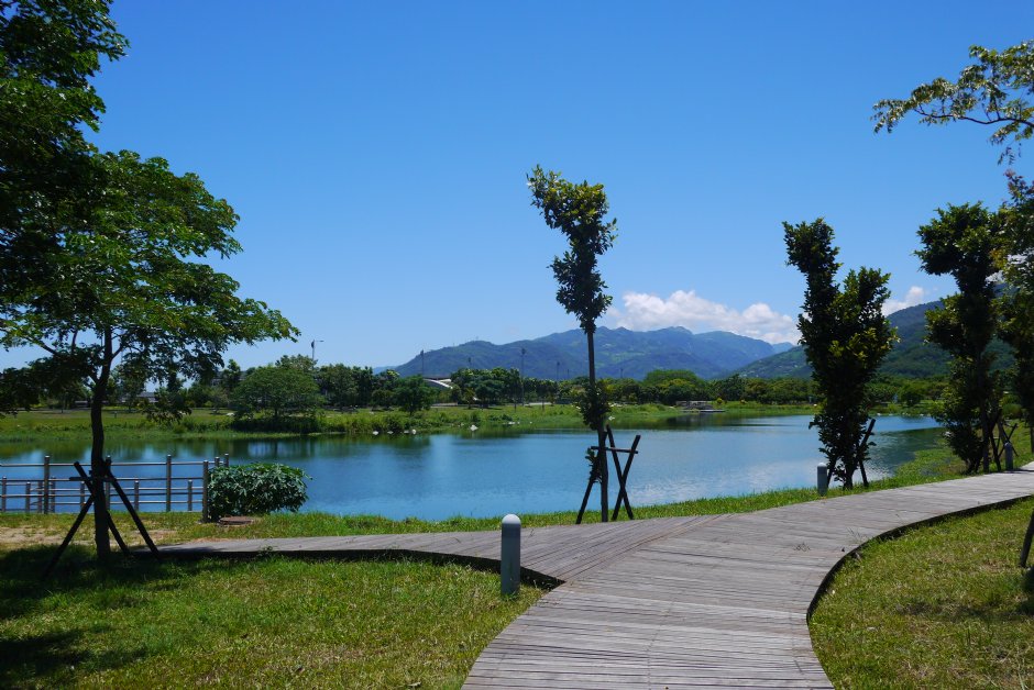 鏡心湖畔步道 攝影：旅遊王攝影組