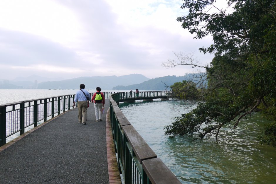 臨湖步道 攝影：旅遊王攝影組