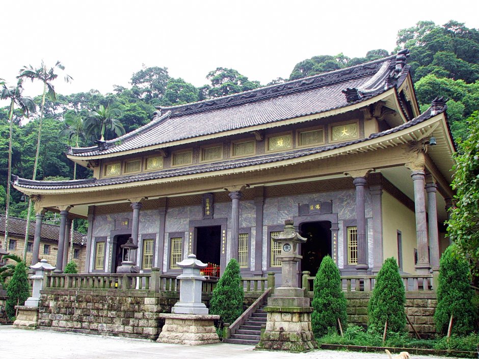 圓通寺正殿 攝影：林仲哲