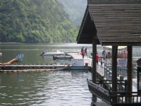 富春桃源-竹筏漂流入口<br/> 攝影：顧穎