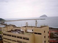 鳥瞰基隆嶼<br/> 攝影：郭健三