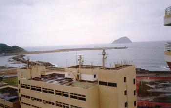 鳥瞰基隆嶼 攝影：郭健三