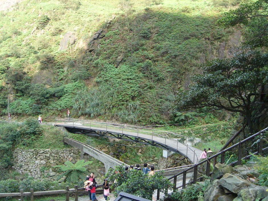 黃金博物館旁步道 攝影：余燕鳳