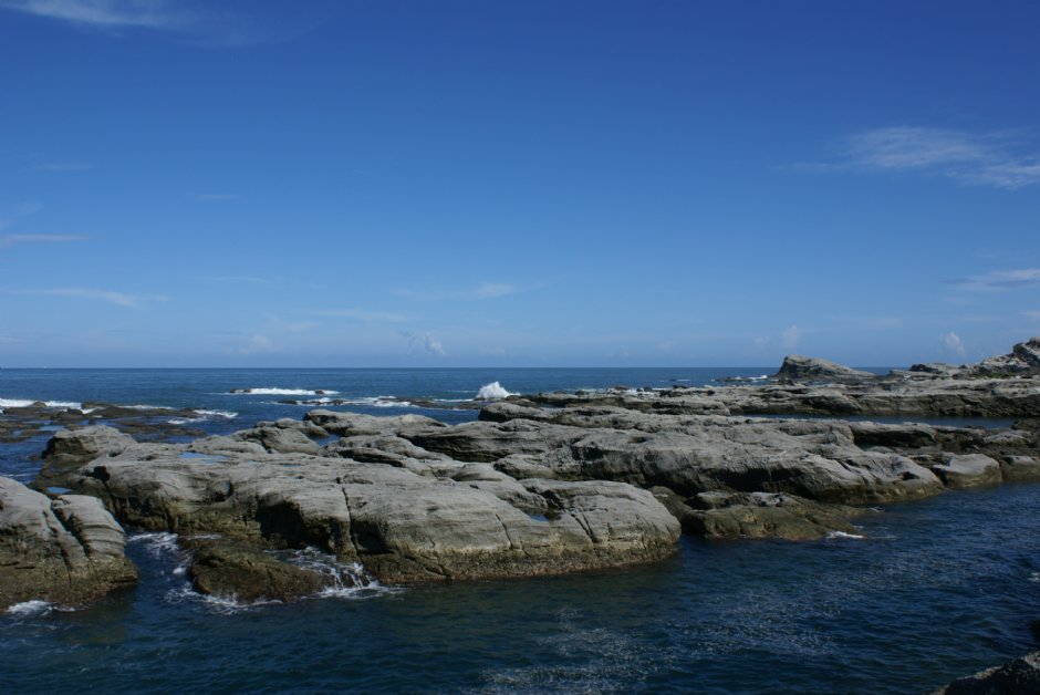 海岸奇岩景觀 攝影：Eva隨手拍
