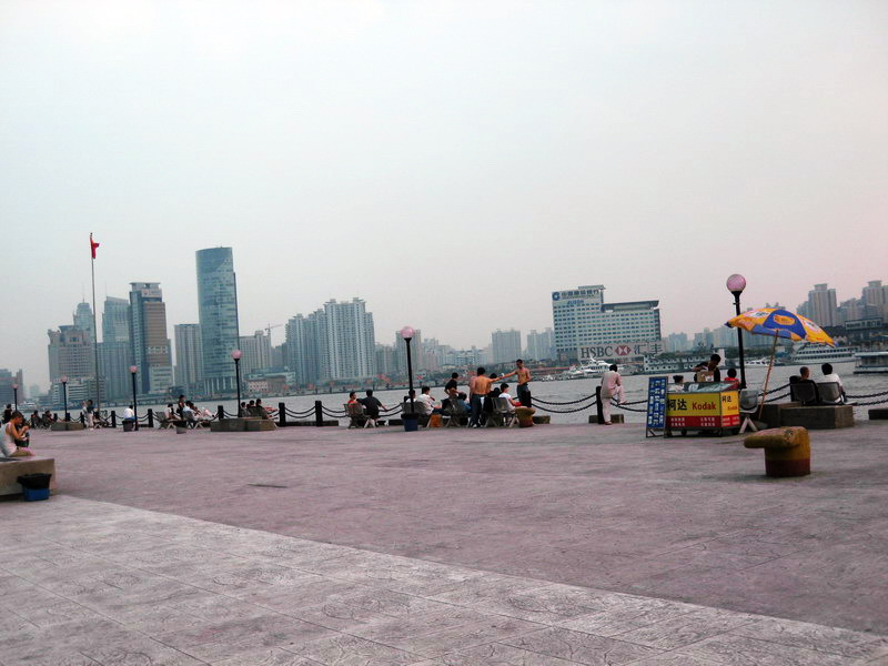 寬廣的大道 攝影：李霞
