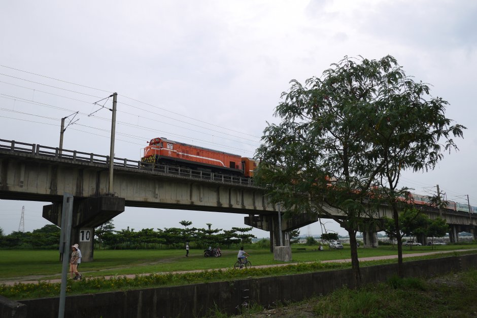 新高屏溪橋 攝影：三井