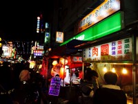 興中夜市攤販<br/> 攝影：Leon