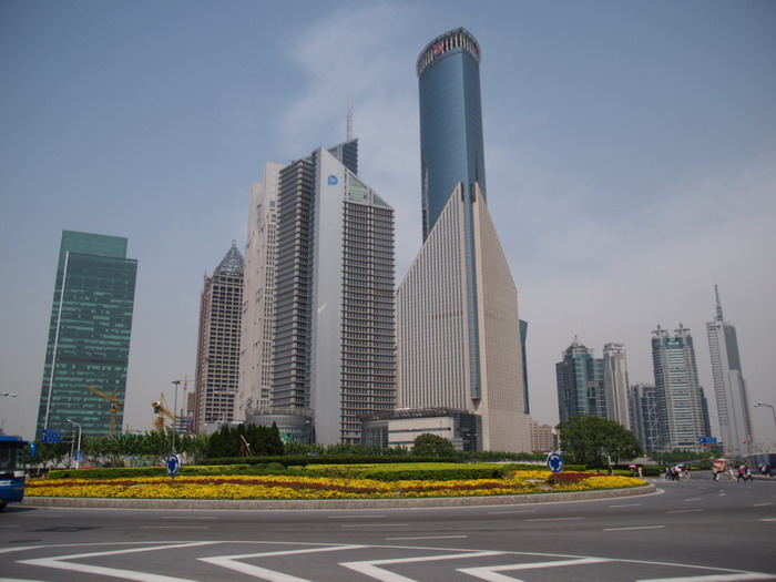 新式建築群 攝影：簡時強