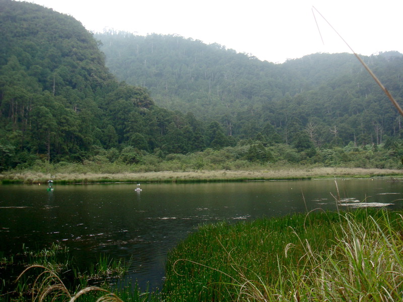 山湖連天 攝影：余燕鳳