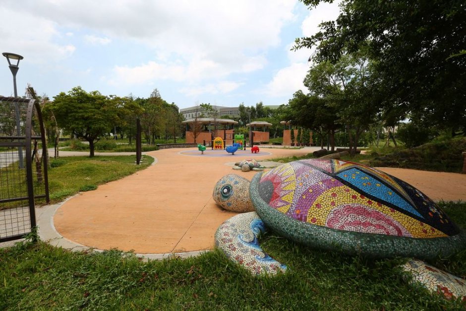 新勢公園有多項休憩設施 攝影：桃園市政府觀光旅遊局 提供
