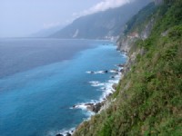 山崖<br/> 攝影：老山羊