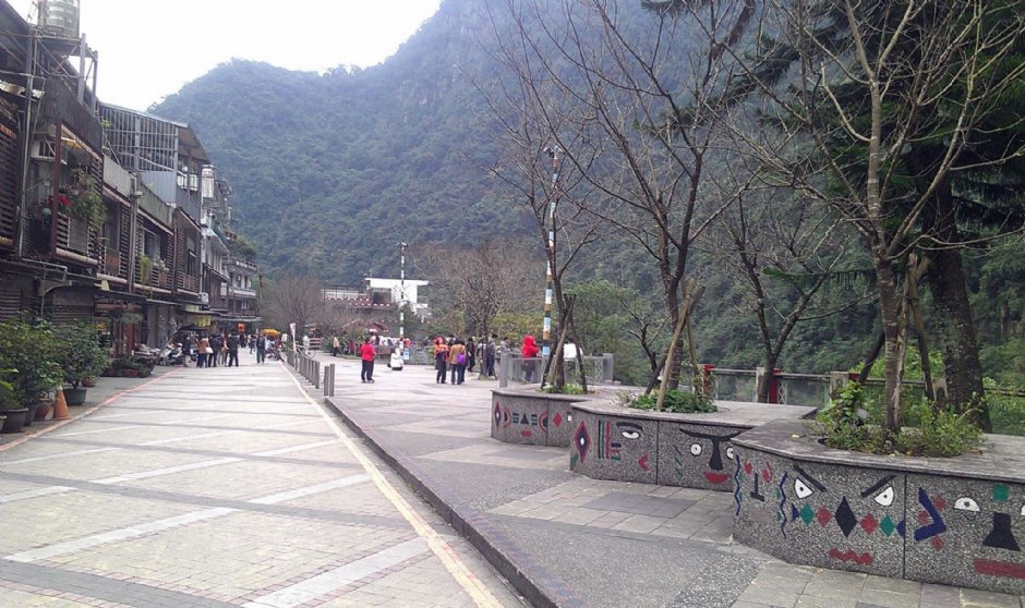烏來瀑布公園 攝影：Eva隨手拍