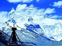 珠穆朗瑪峰<br/> 攝影：四川旅遊信息網