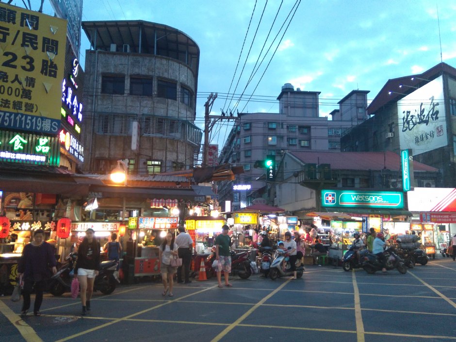 三和夜市 攝影：Lu