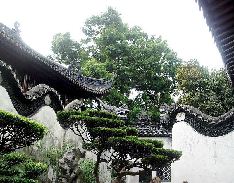 雙龍戲珠門 攝影：余燕鳳