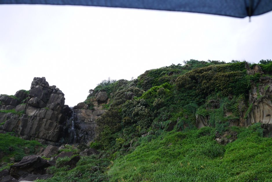 佳樂水風景區山海瀑 攝影：三井