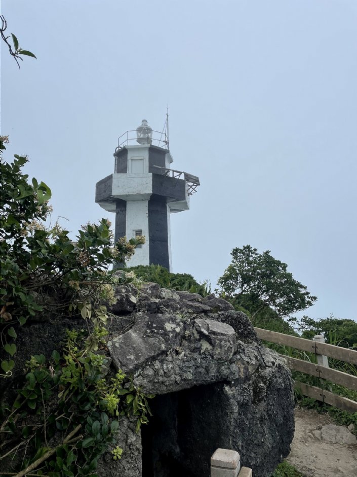 基隆島燈塔 攝影：Eva隨手拍