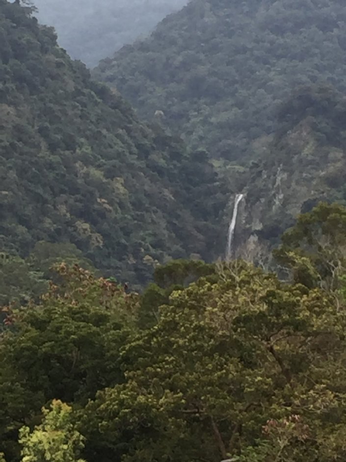 羅山瀑布 攝影：旅遊王攝影組