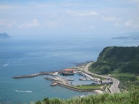 站在萬里飛行場可一覽翡翠灣海景<br/> 攝影：黃儒永
