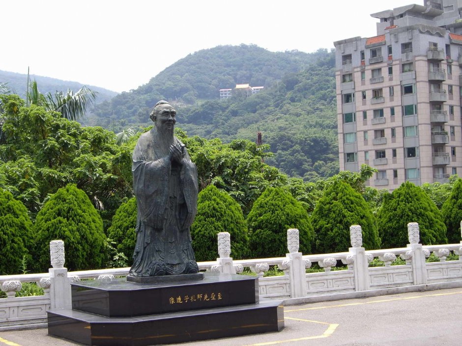 孔子像 攝影：老山羊部落格