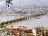 廣濟橋<br/> 攝影：四川旅遊信息網