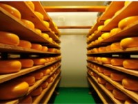 低溫乳酪熟成室<br/> 攝影：四方鮮乳酪故事館