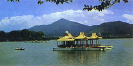 玄武湖 攝影：四川旅遊信息網